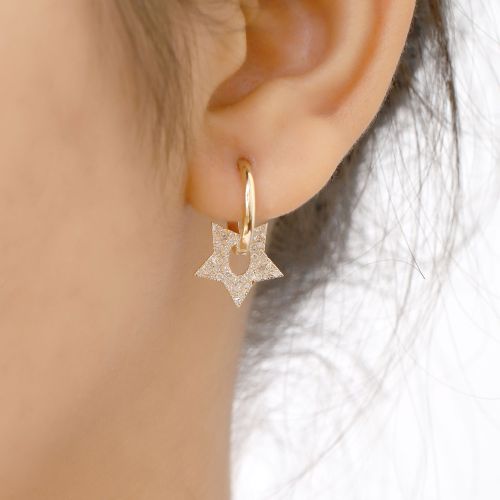 Diamond Star on Huggies 13.60x3mm