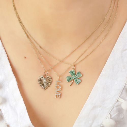 Diamond Heart Rays Pendant 18mm