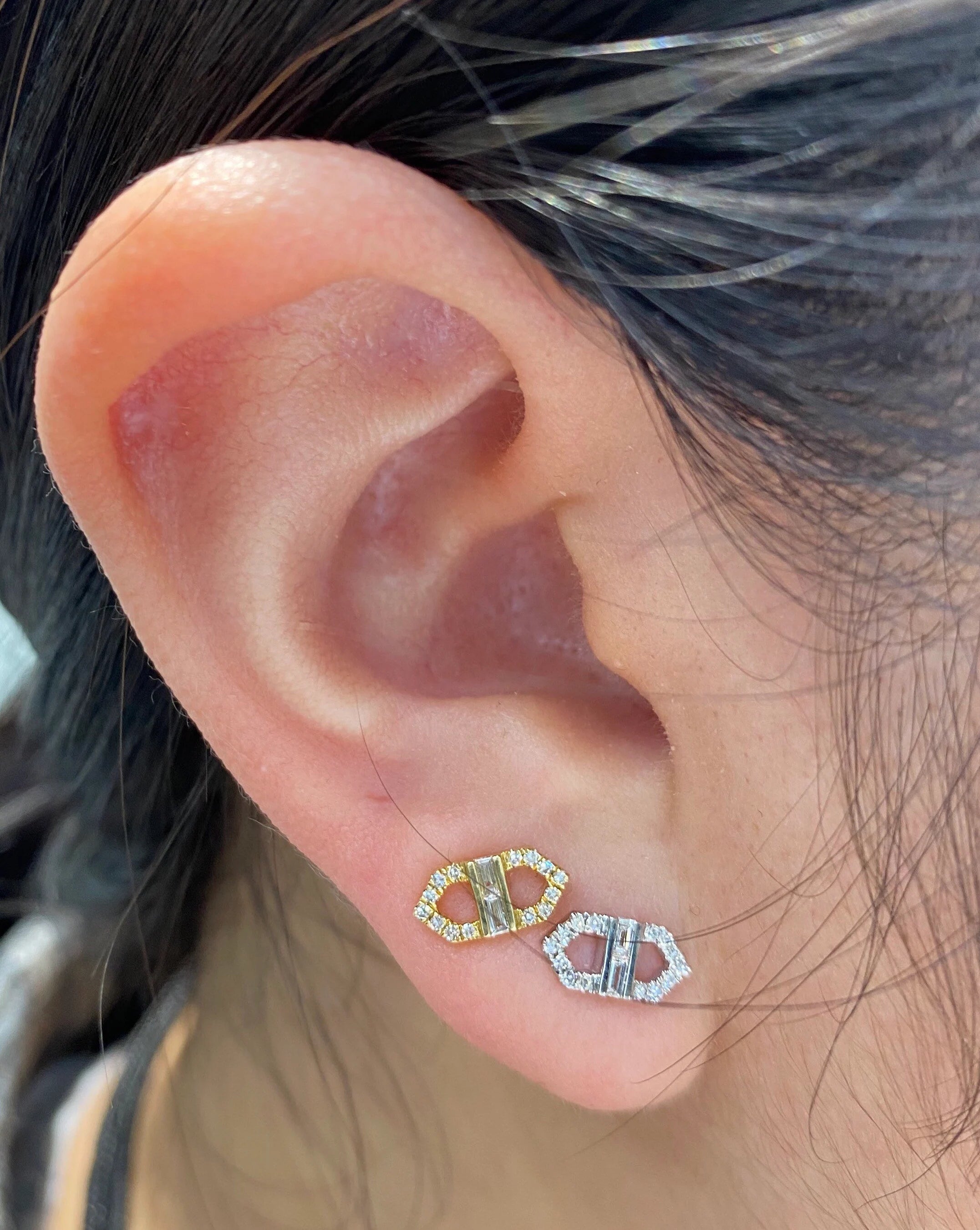 Bridged Frame Diamond Ear Studs