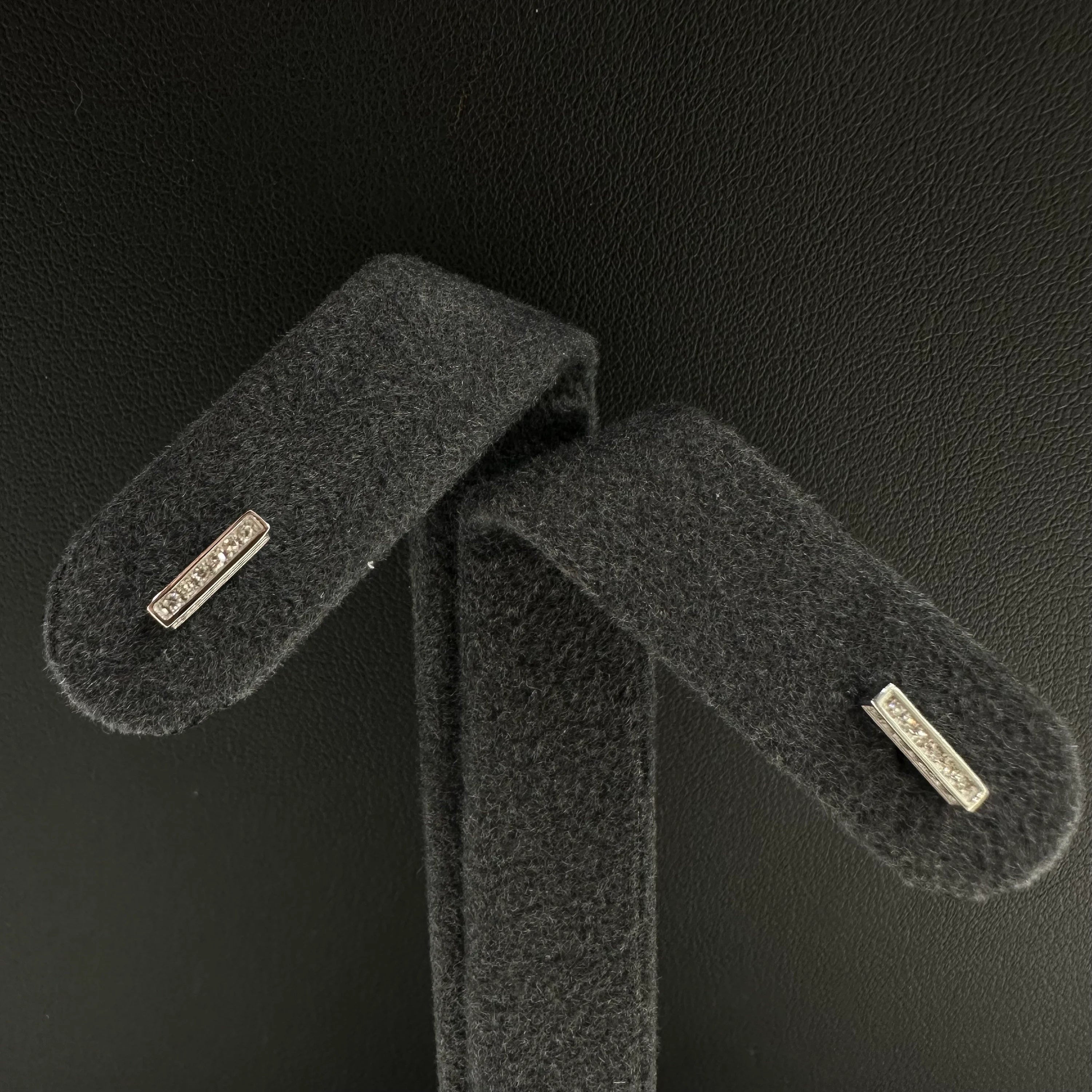 3D Diamond Bar Ear Studs