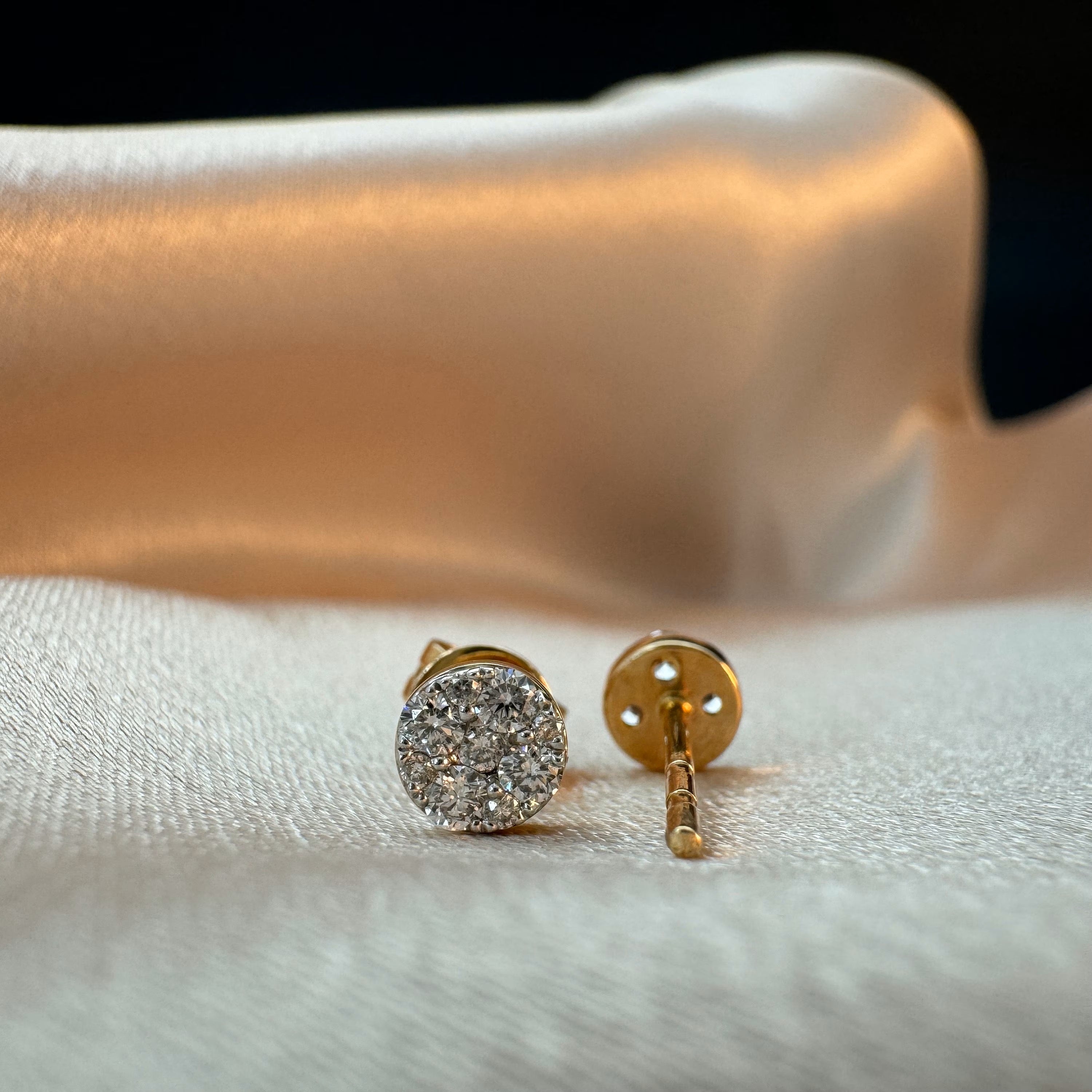 Diamond Round Studs 5mm