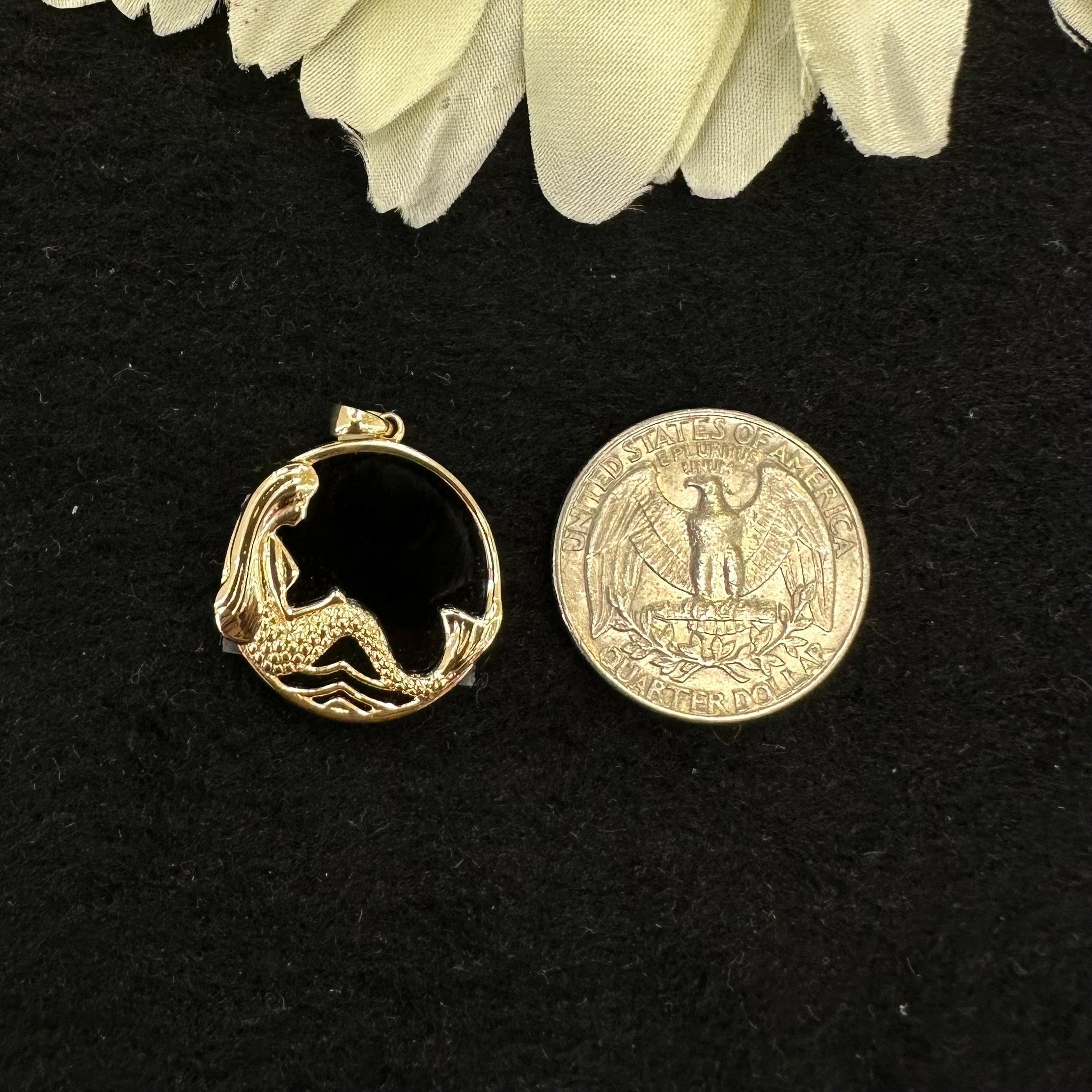 Black Onyx Mermaid Pendant 22mm