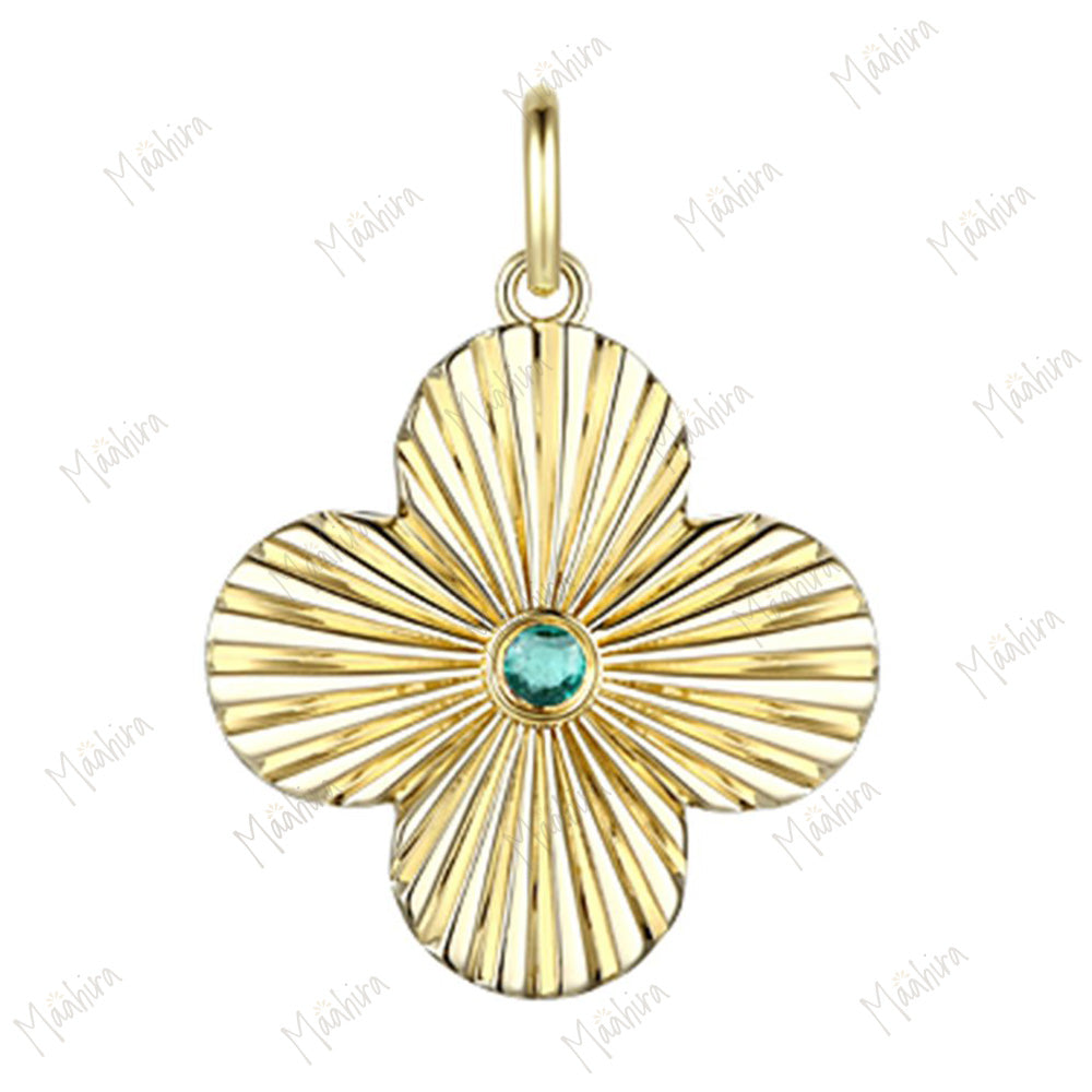 Diamond Clover Pendant 15mm