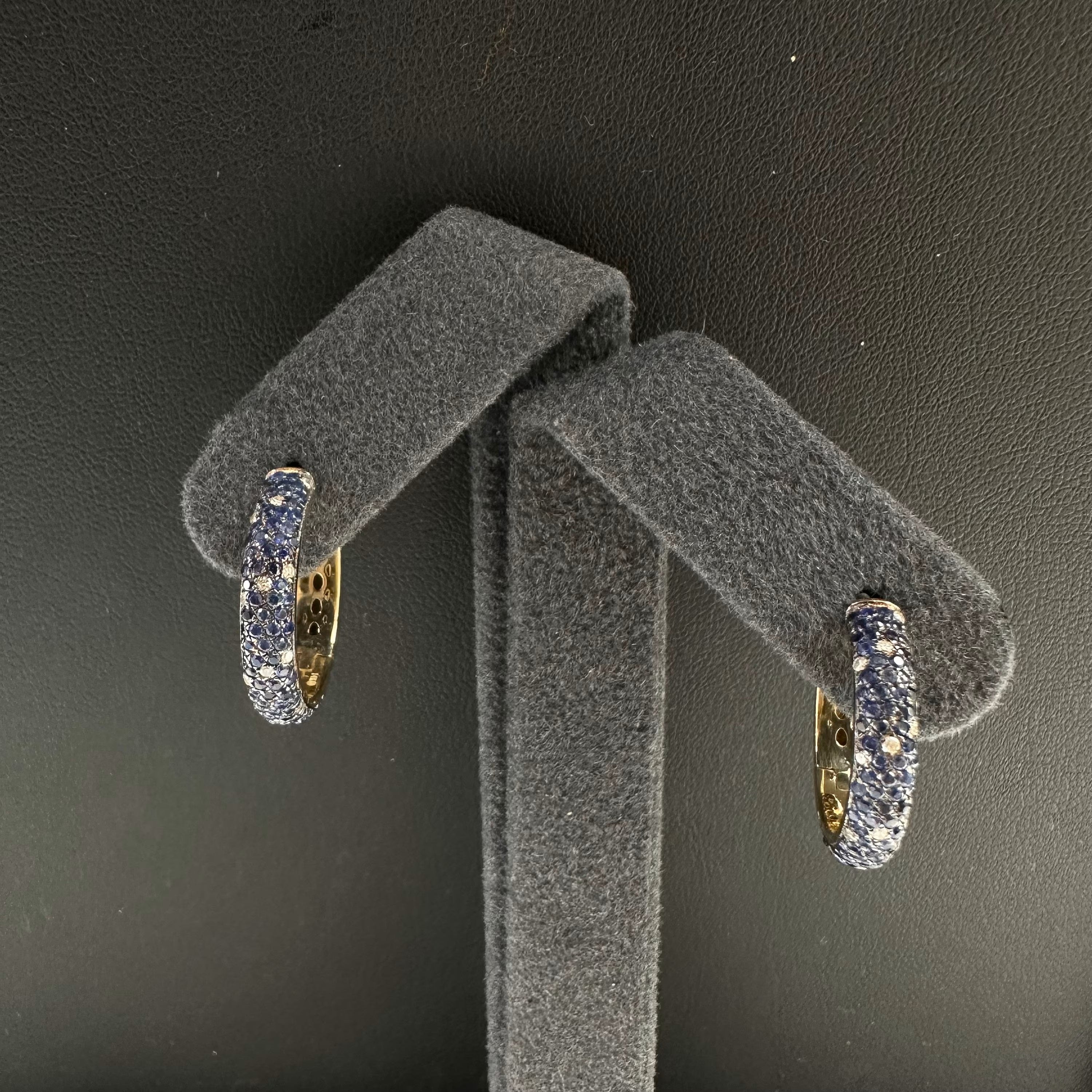 Diamond Blue Sapphire Hoop Earring 20mm