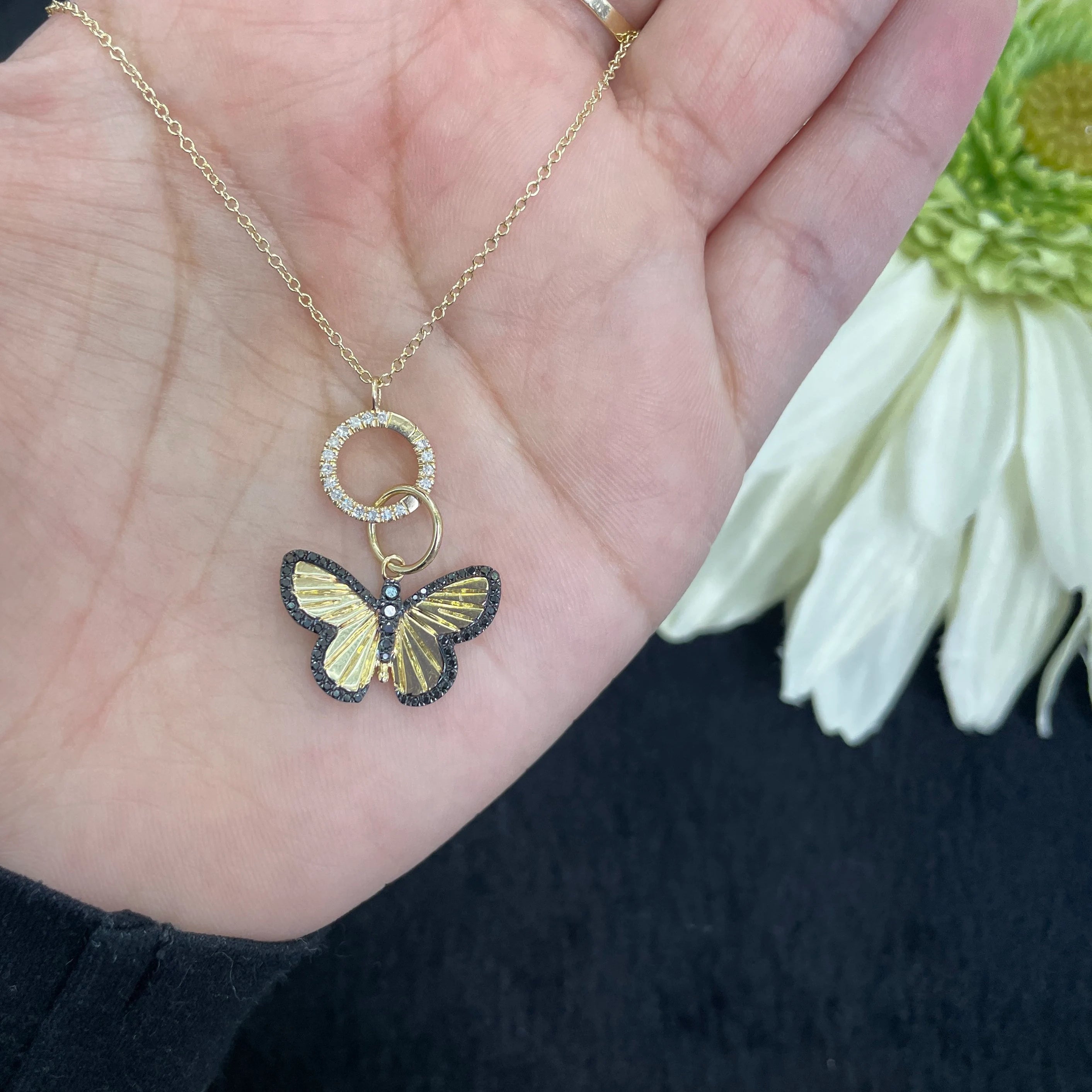 Diamond Clickable Circle Pendant Necklace