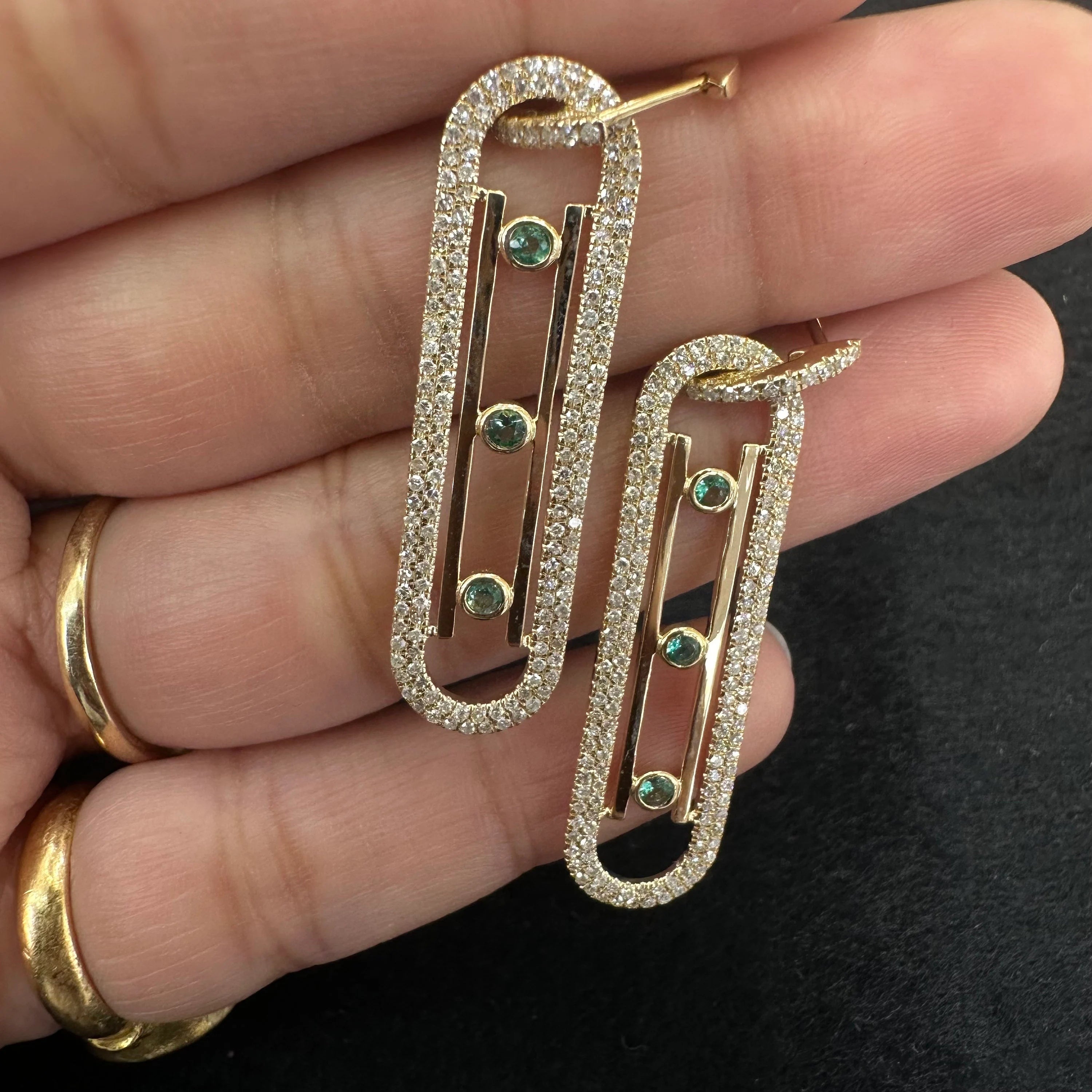 Diamond & Emerald Vertical Bar Earring 12mm