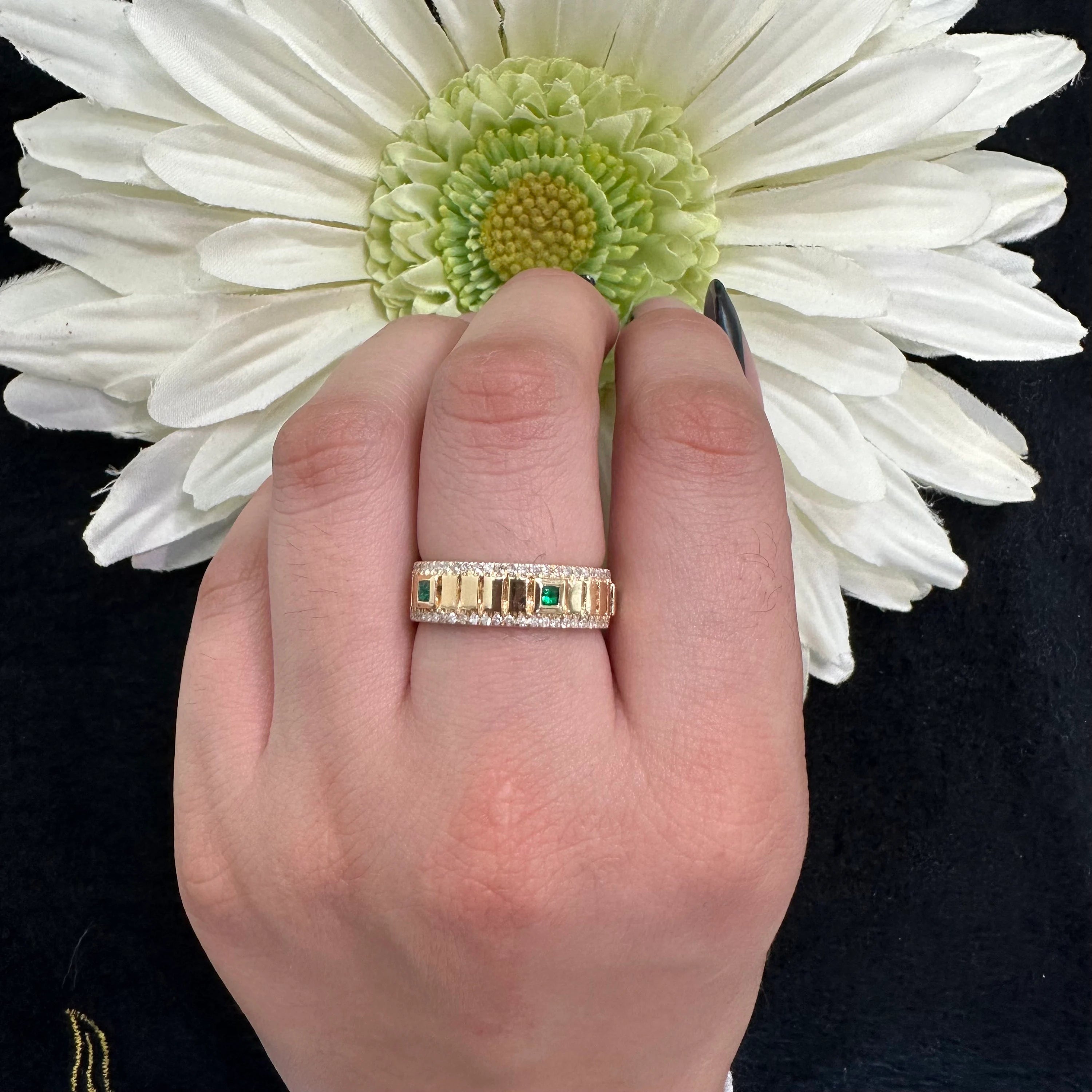Diamond & Emerald Band Ring in US Size 6/8