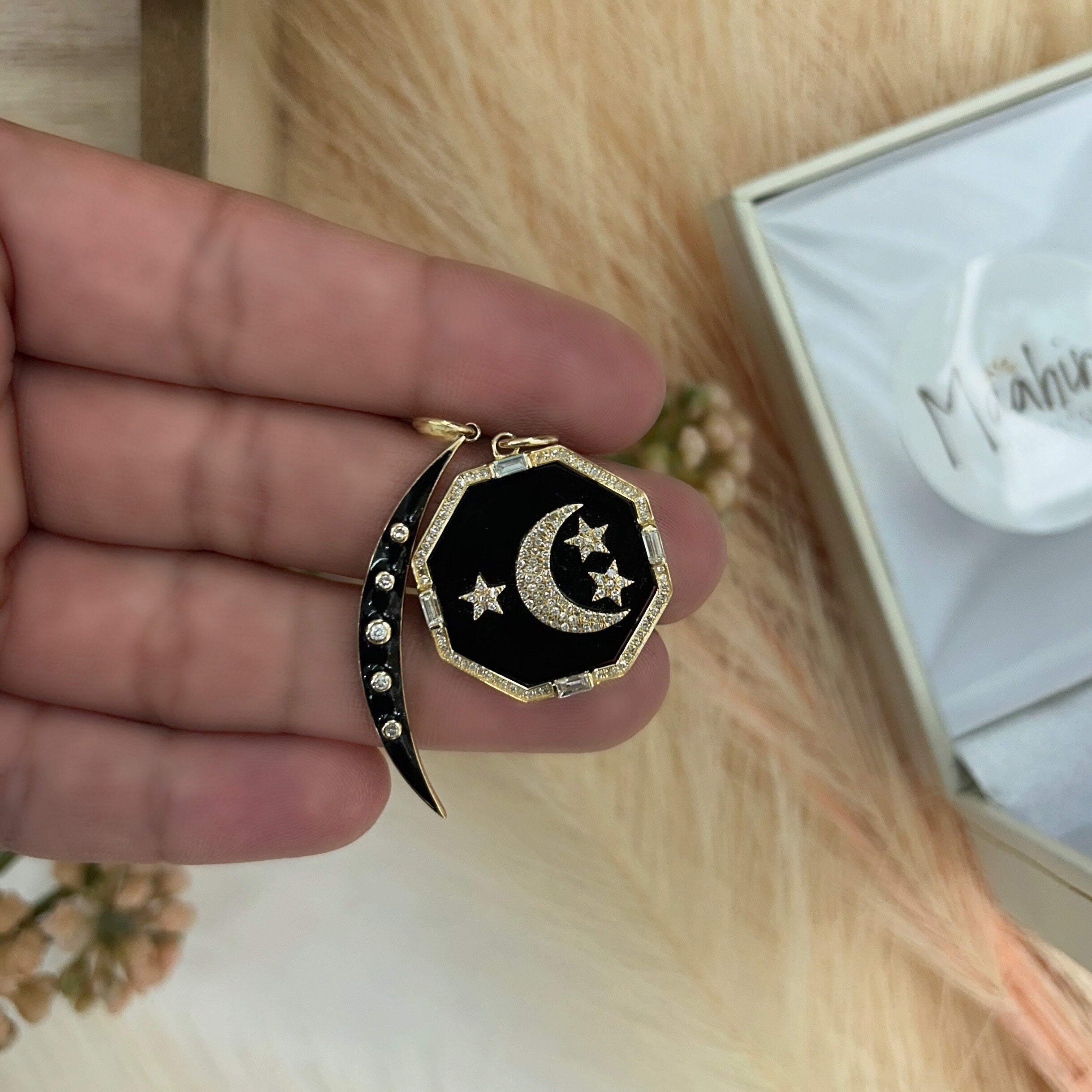 Diamond & Black Onyx Moon / Star Pendant 22.65mm