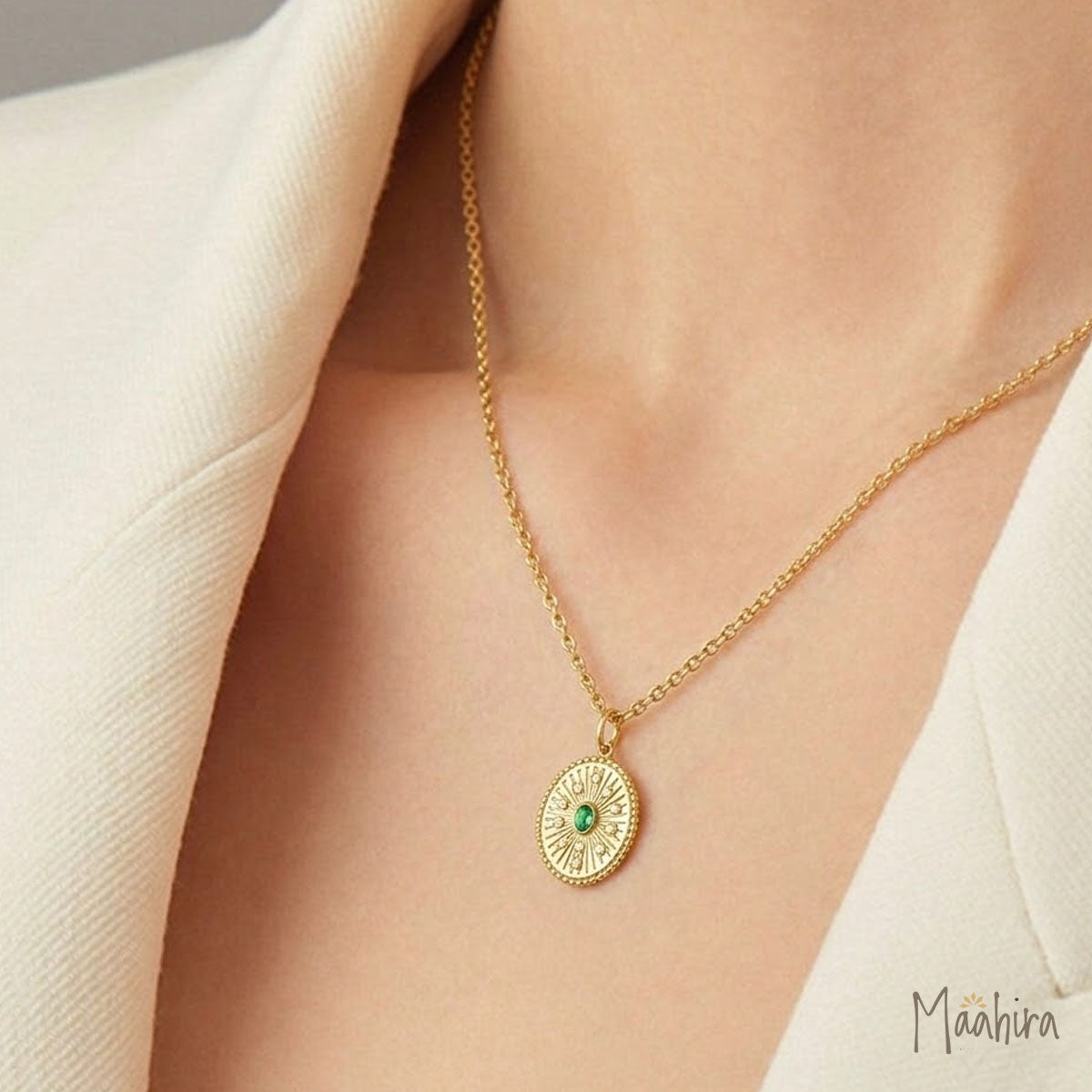 Diamond & Emerald Oval Shape Pendant 18.50x22mm