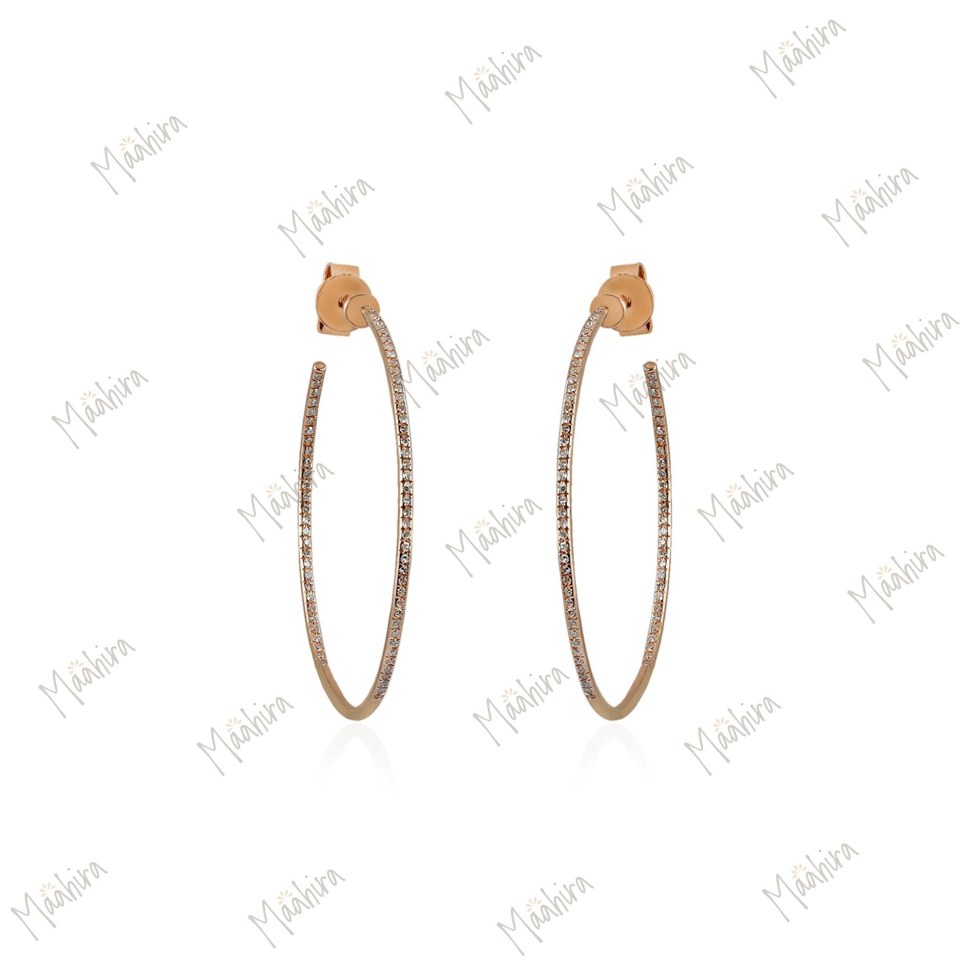 Sleek Golden Hoop To Give Perfect Touch Of Glamour
