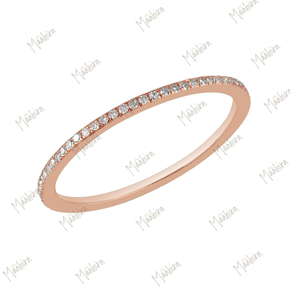 Round band diamond ring