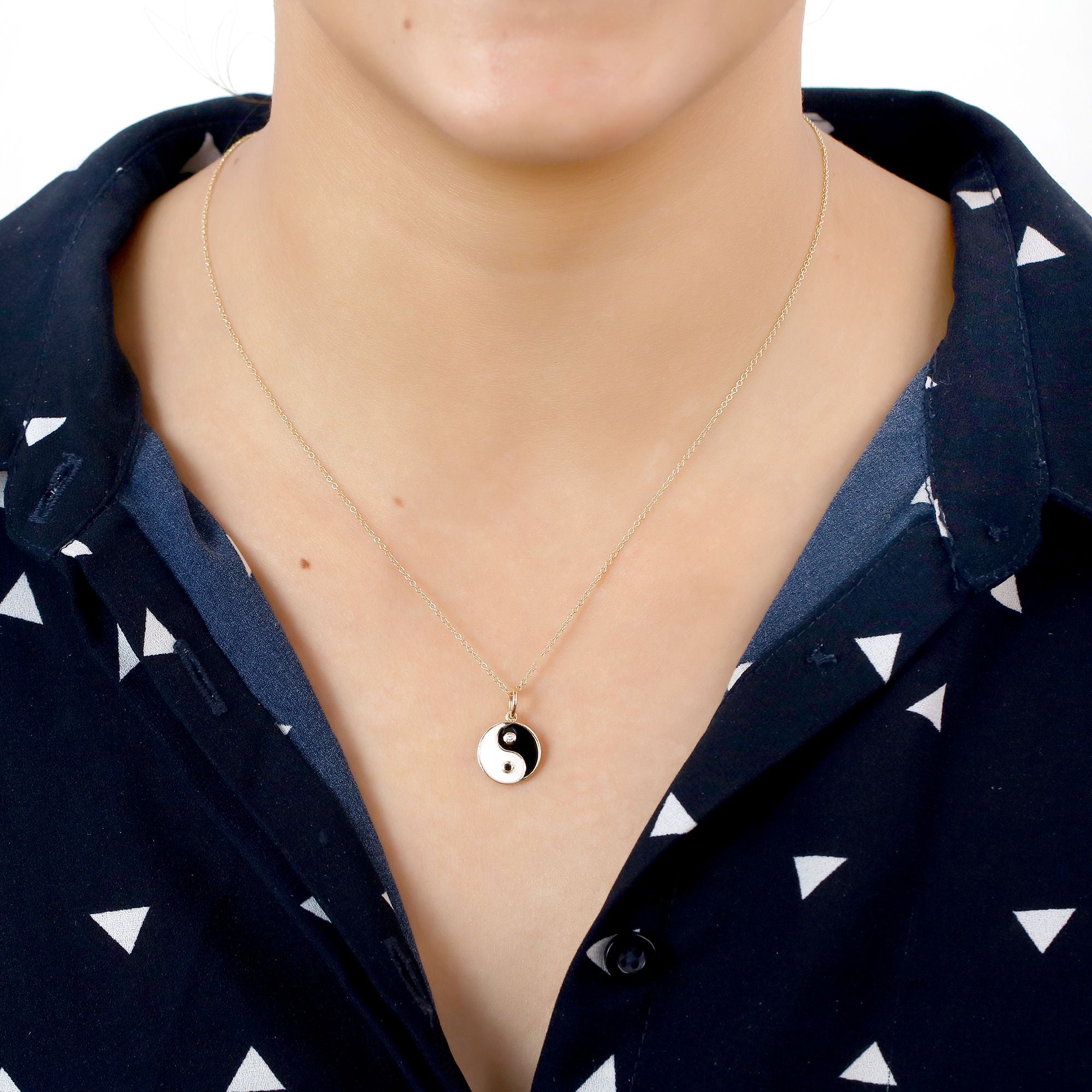 Diamond Black & White Enamel Ying Yang Pendant 12mm
