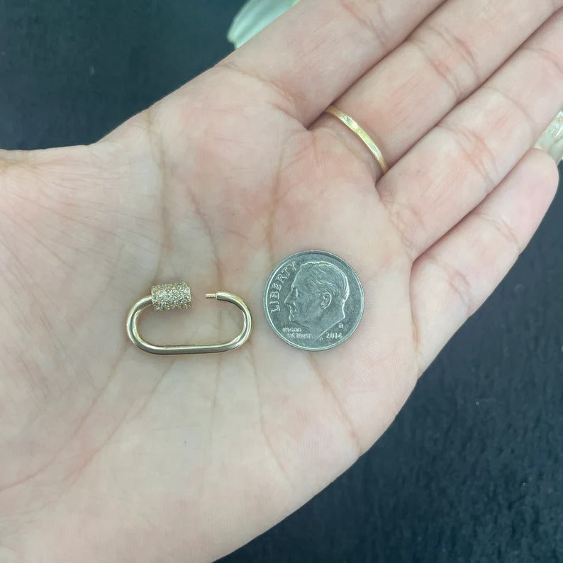 Size of diamond screw oval lock