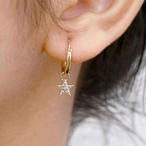 Star-charm Huggies Earring