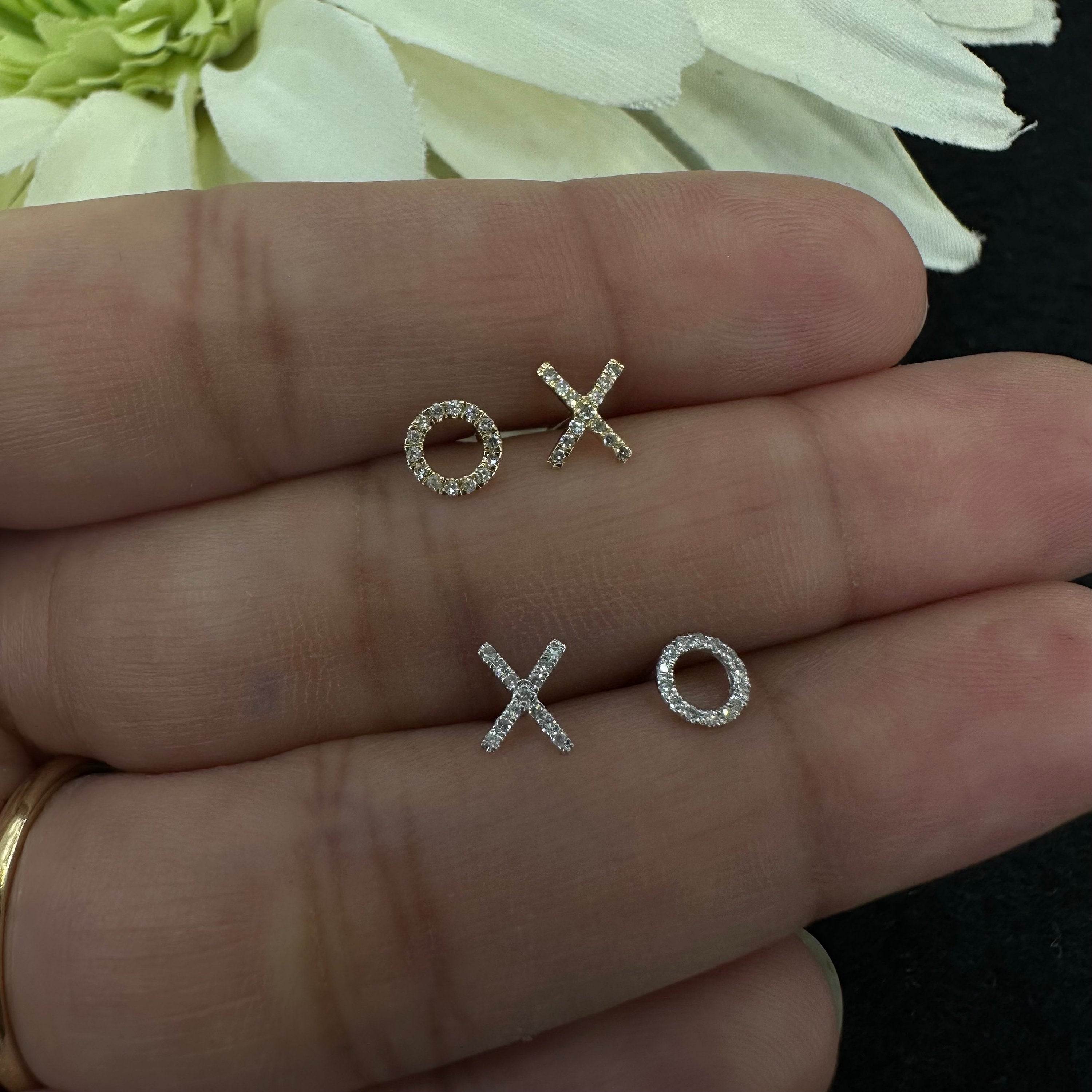 Diamond Studs-Tiny Xo