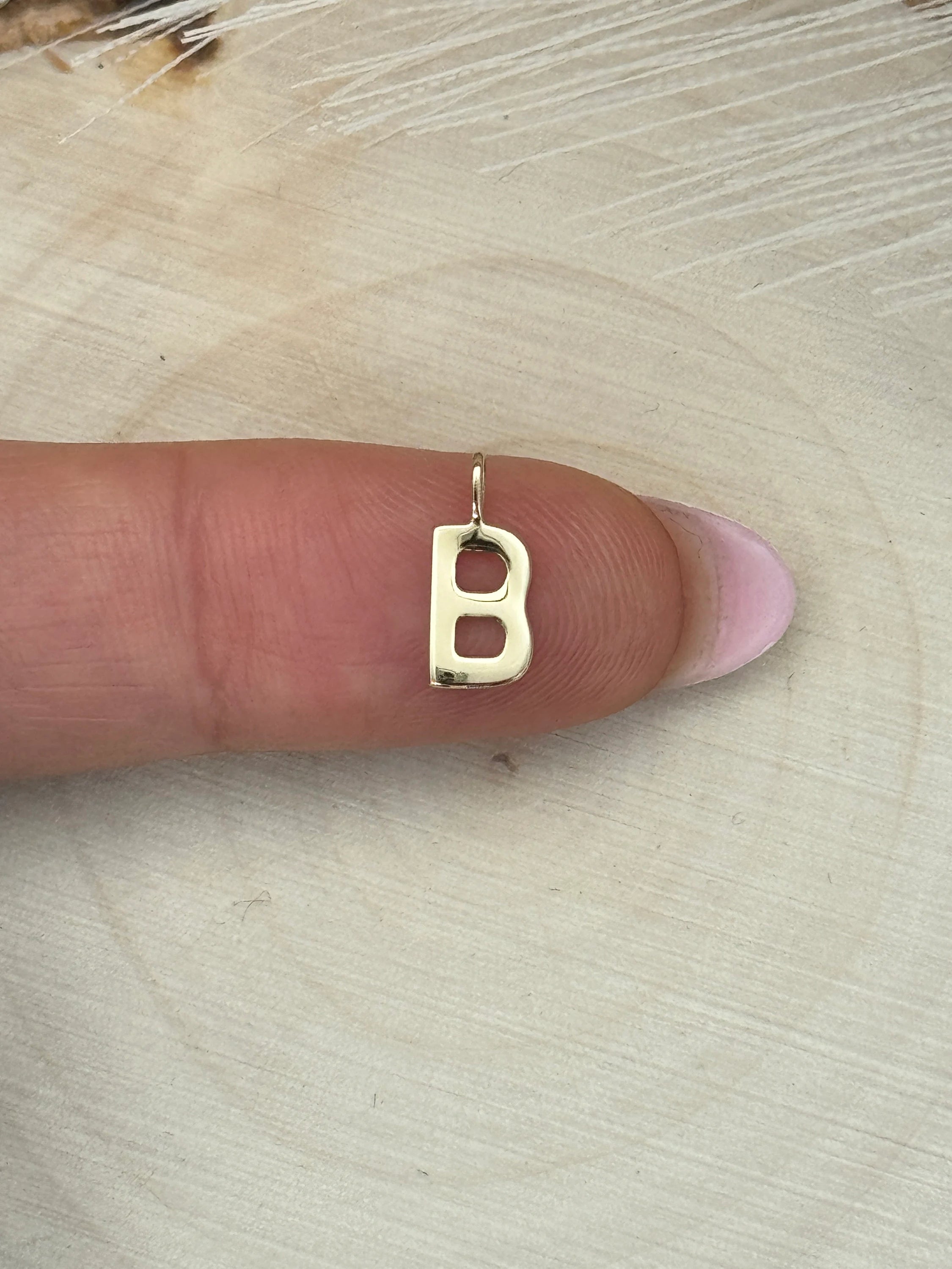 Charm Letter A 8mm (JR 3mm)