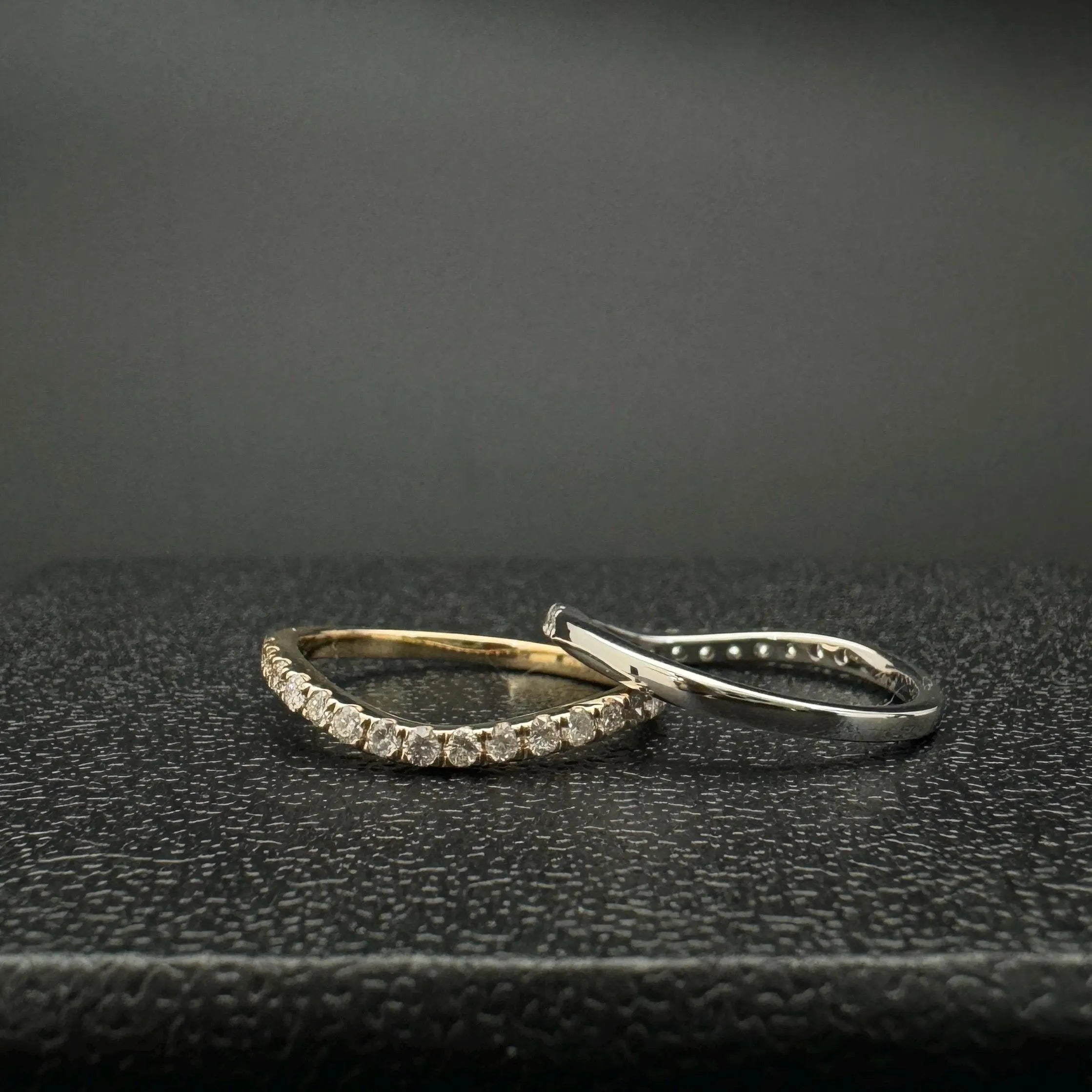Diamond Curved band Ring 6