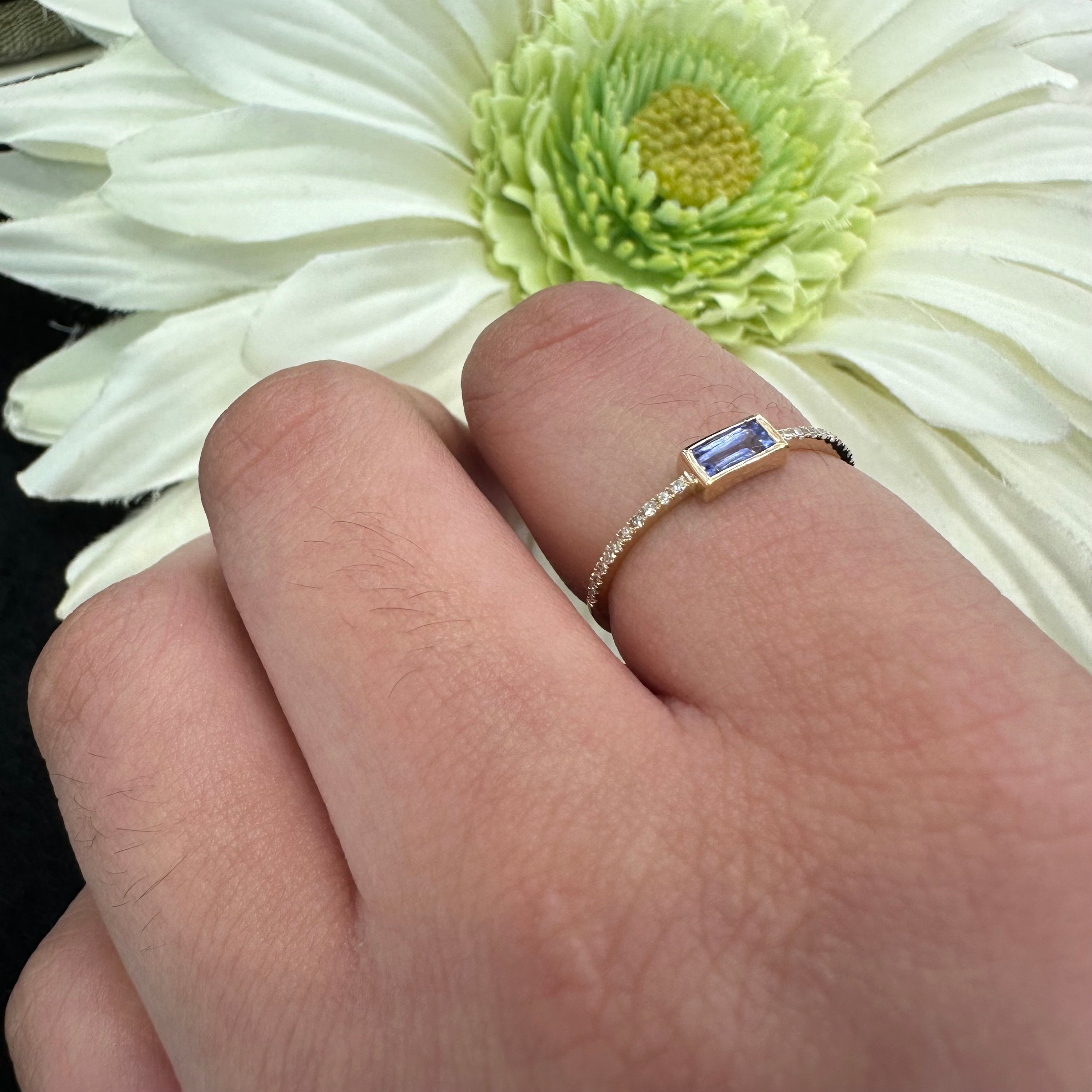 Diamond Tanzanite Ring 5x2.5mm