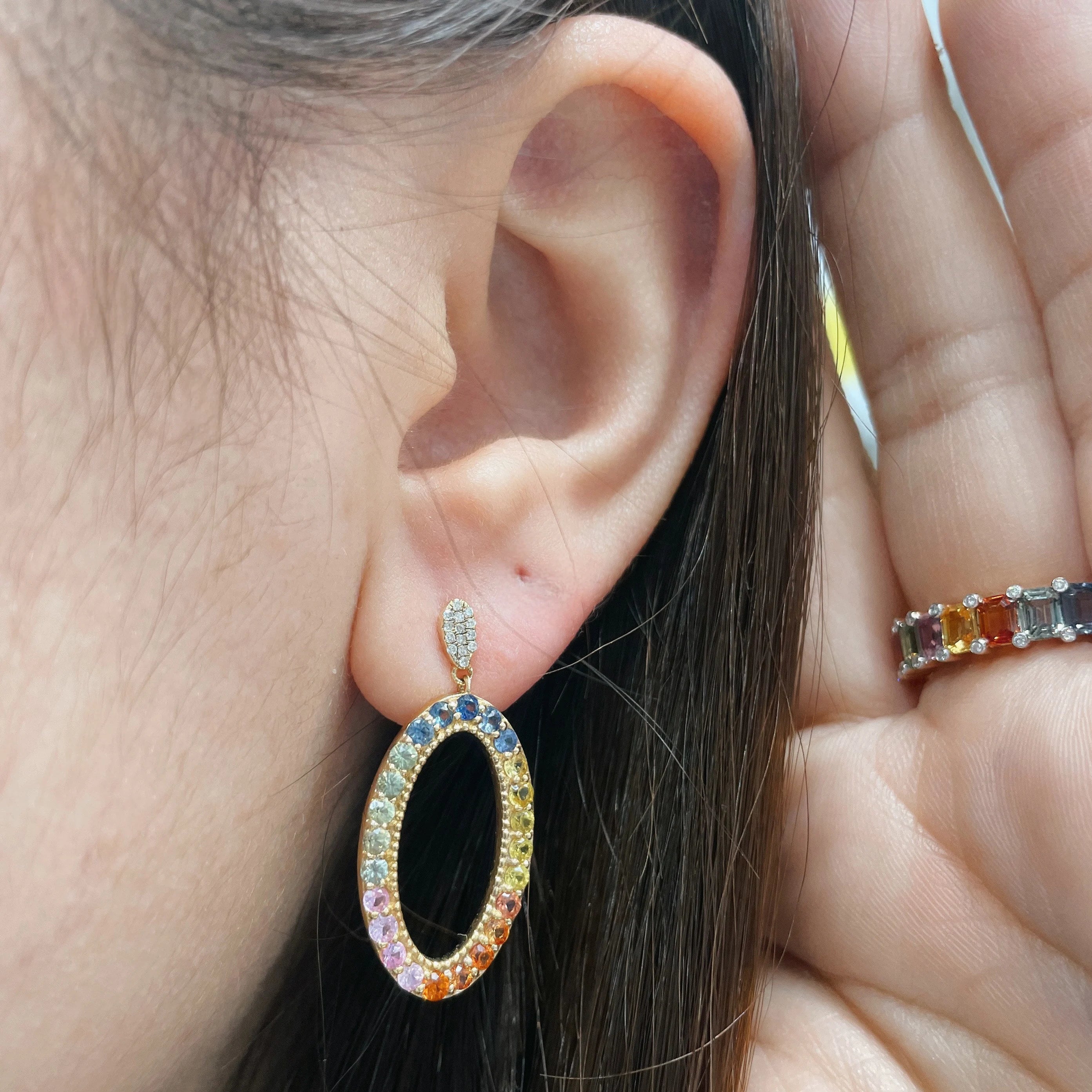 Classic Multi Sapphire Earring in 14k Yellow gold 28x14