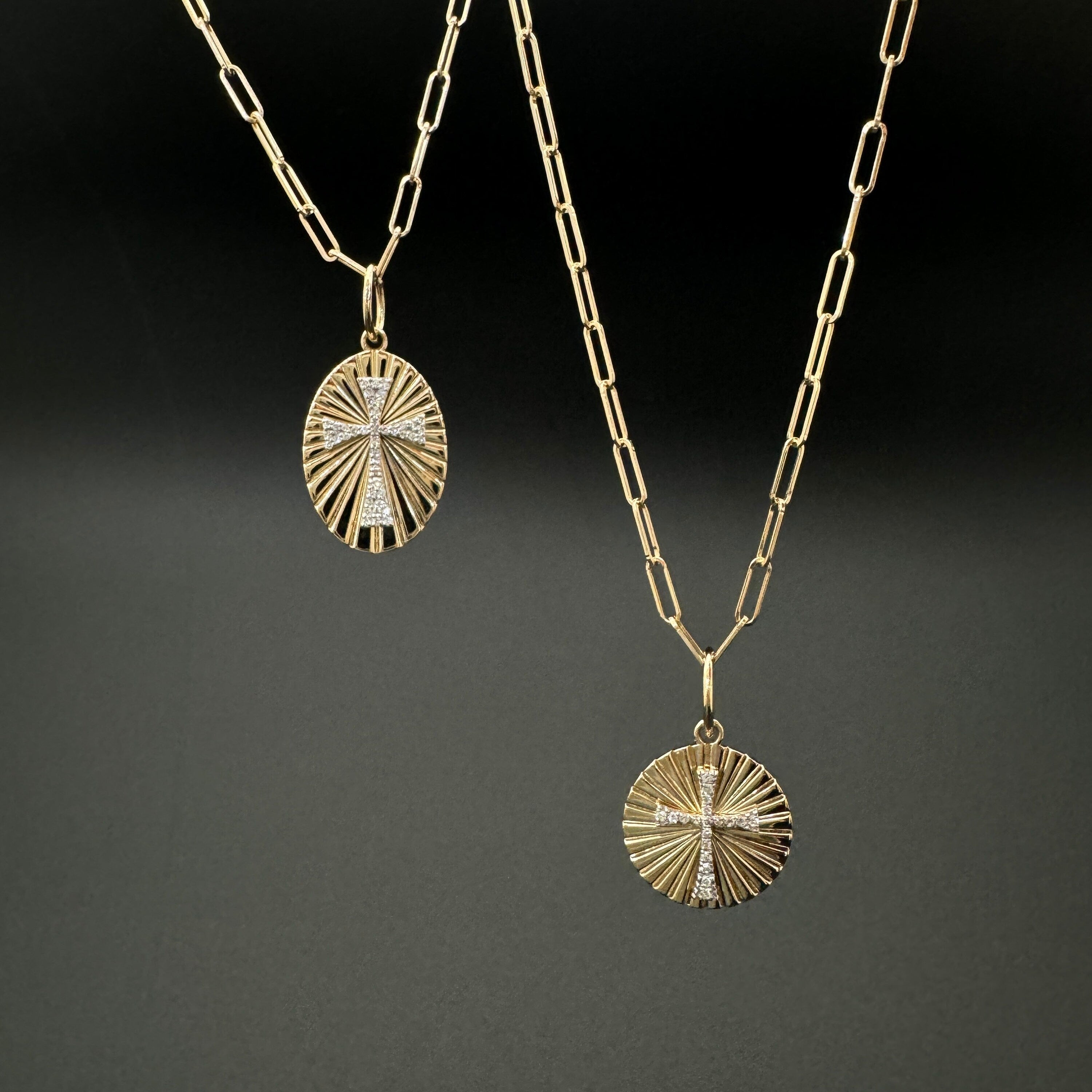 Diamond Oval Cross Rays Pendant 20mm