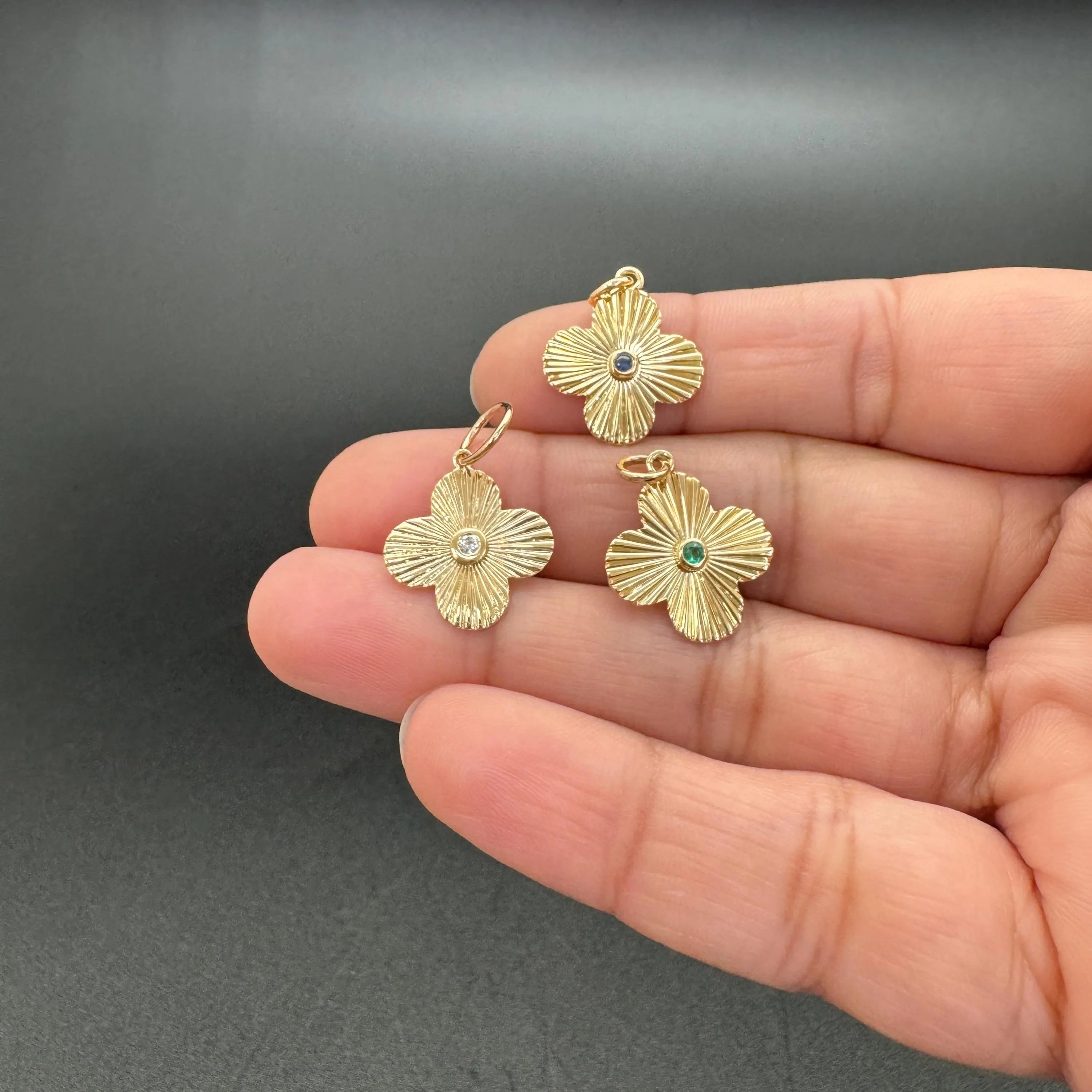 Diamond Clover Pendant 15mm