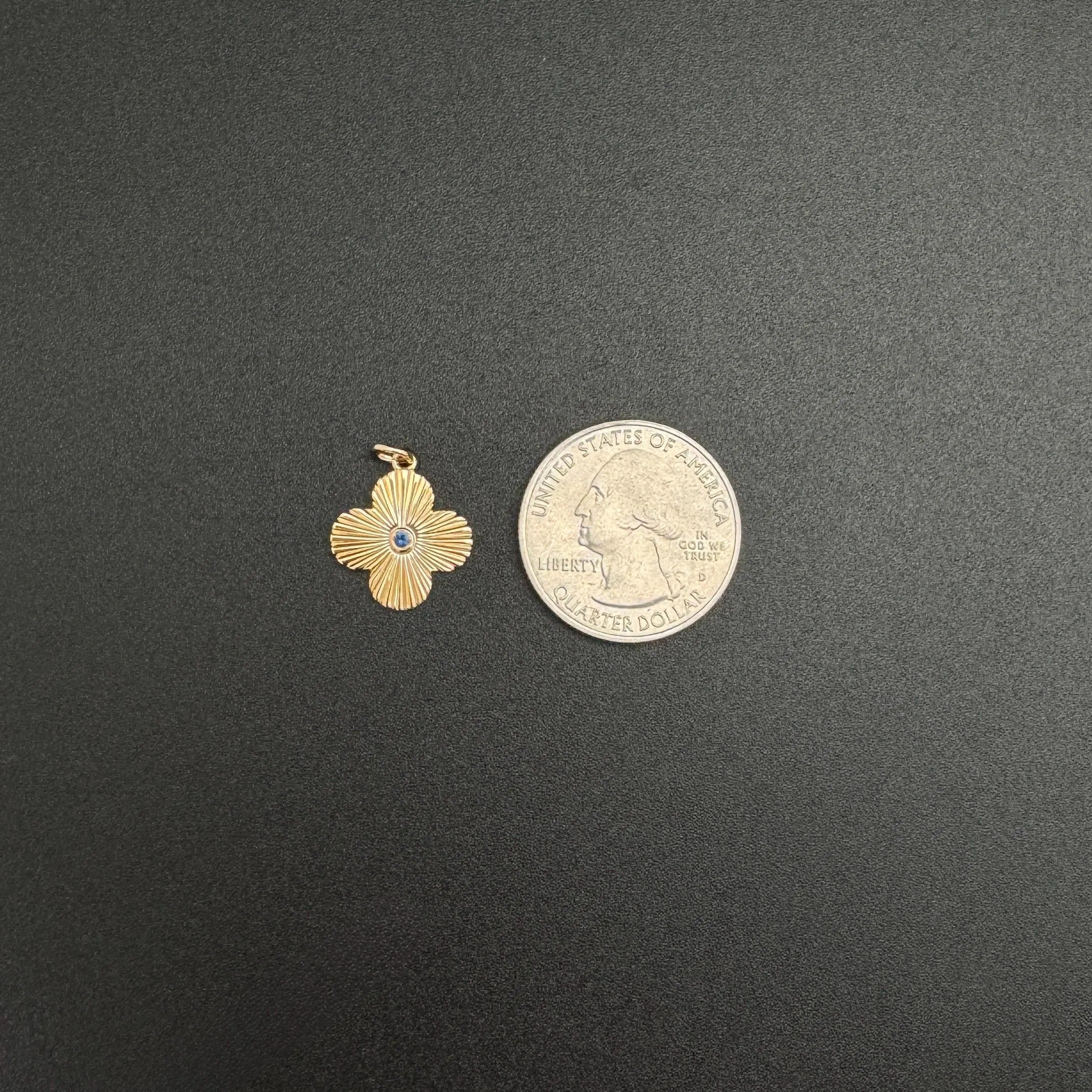 Diamond Clover Pendant 15mm
