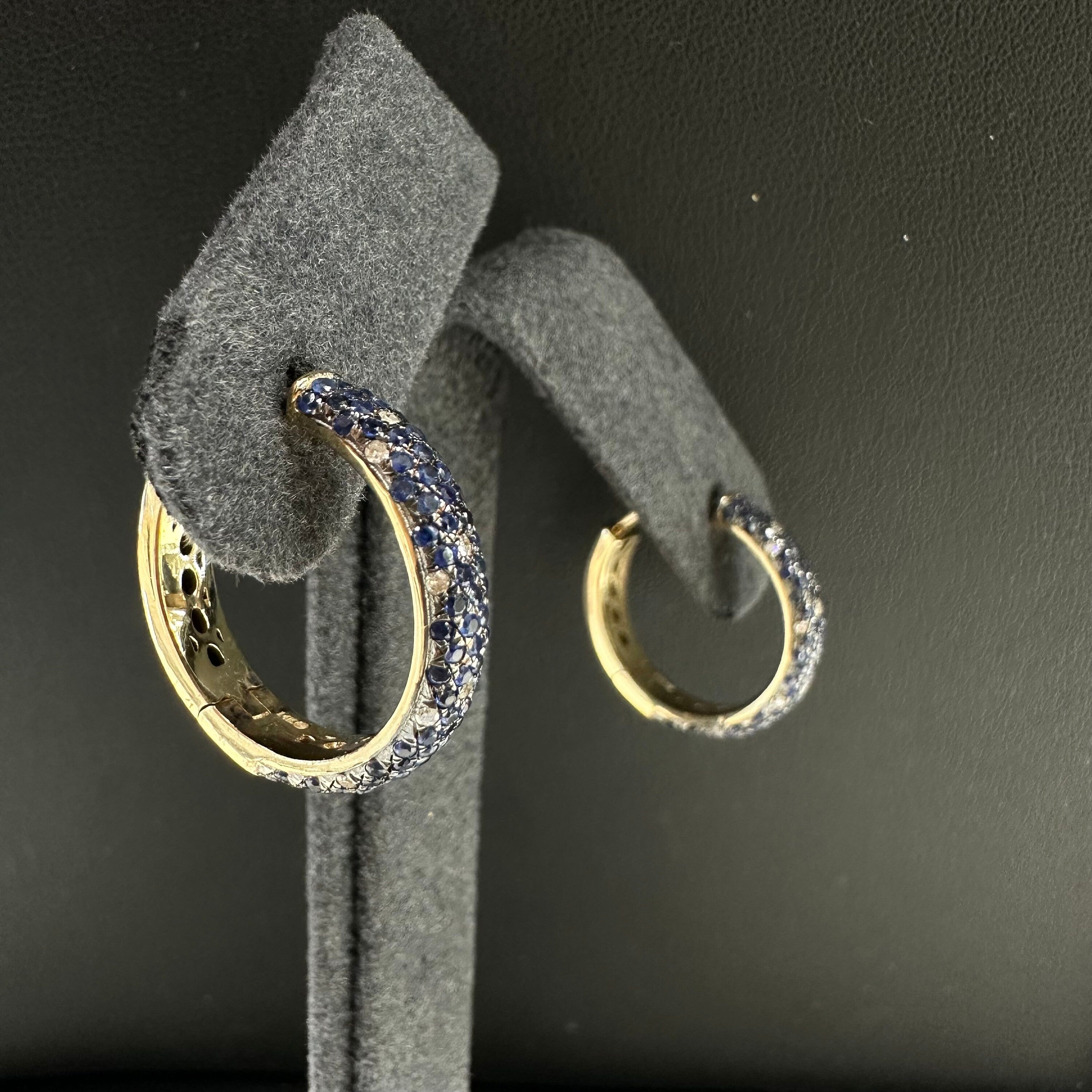 Diamond Blue Sapphire Hoop Earring 20mm