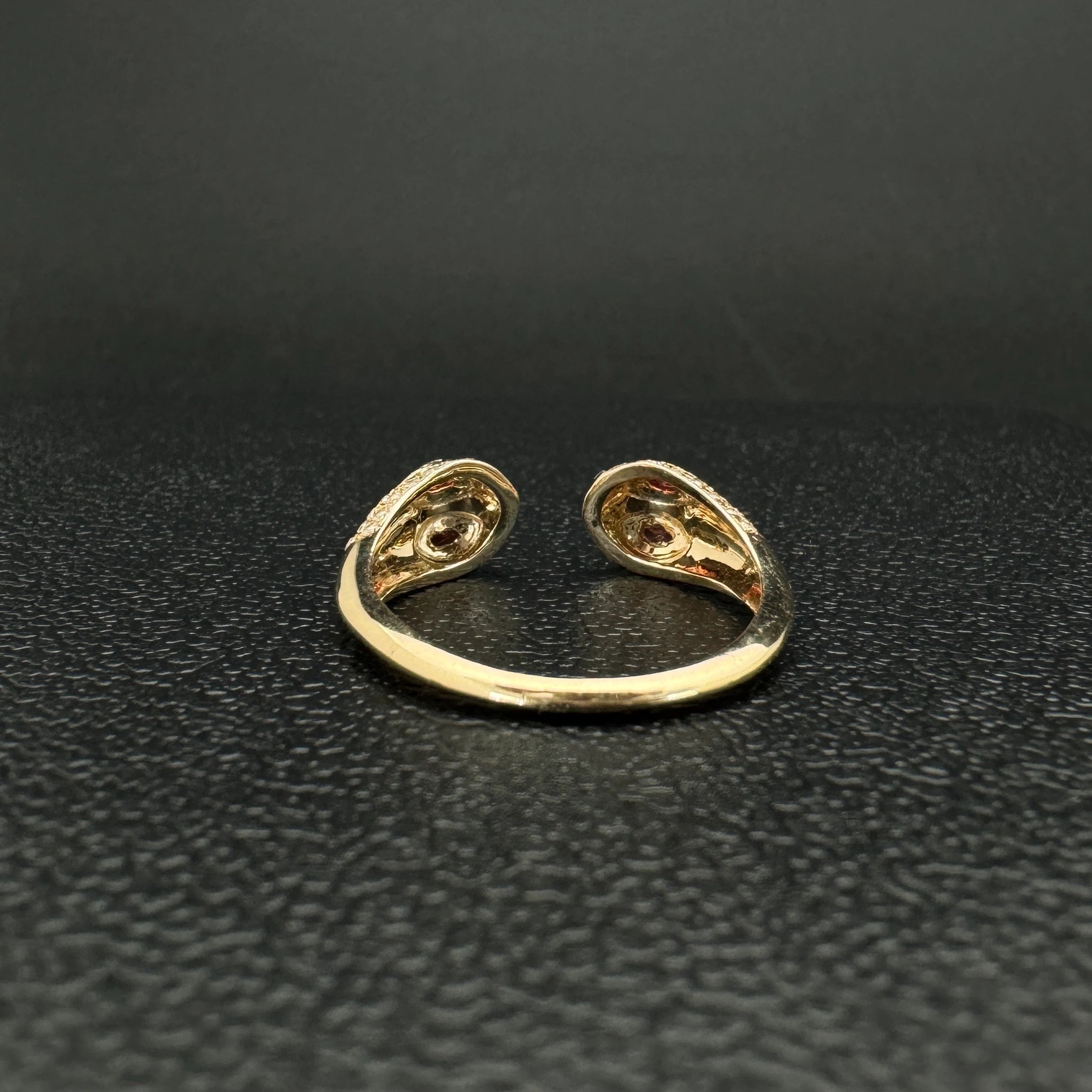 Diamond Red Garnet Snake Ring 5.50x1.30mm