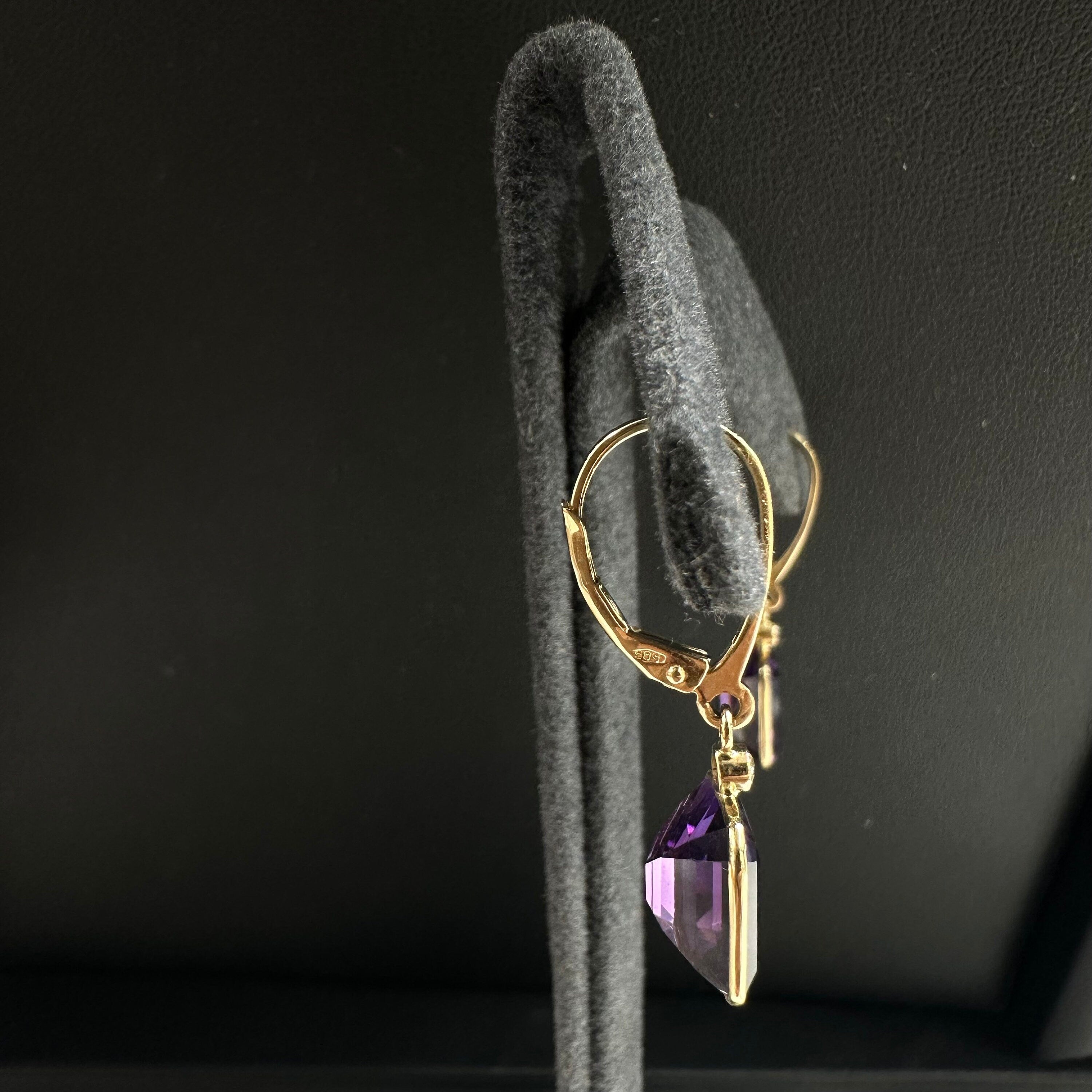Diamond & Amethyst Leverback Earring