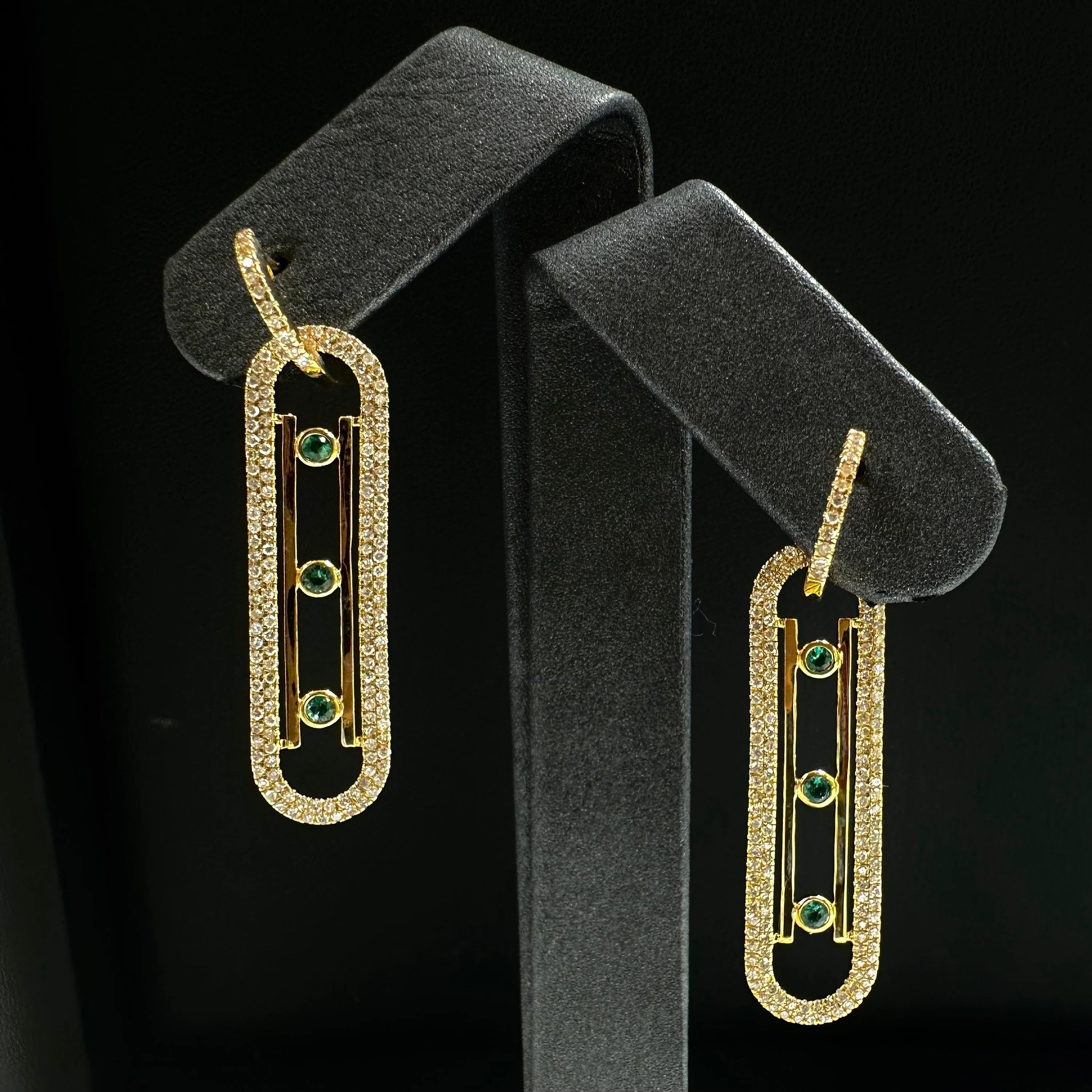 Diamond & Emerald Vertical Bar Earring 12mm