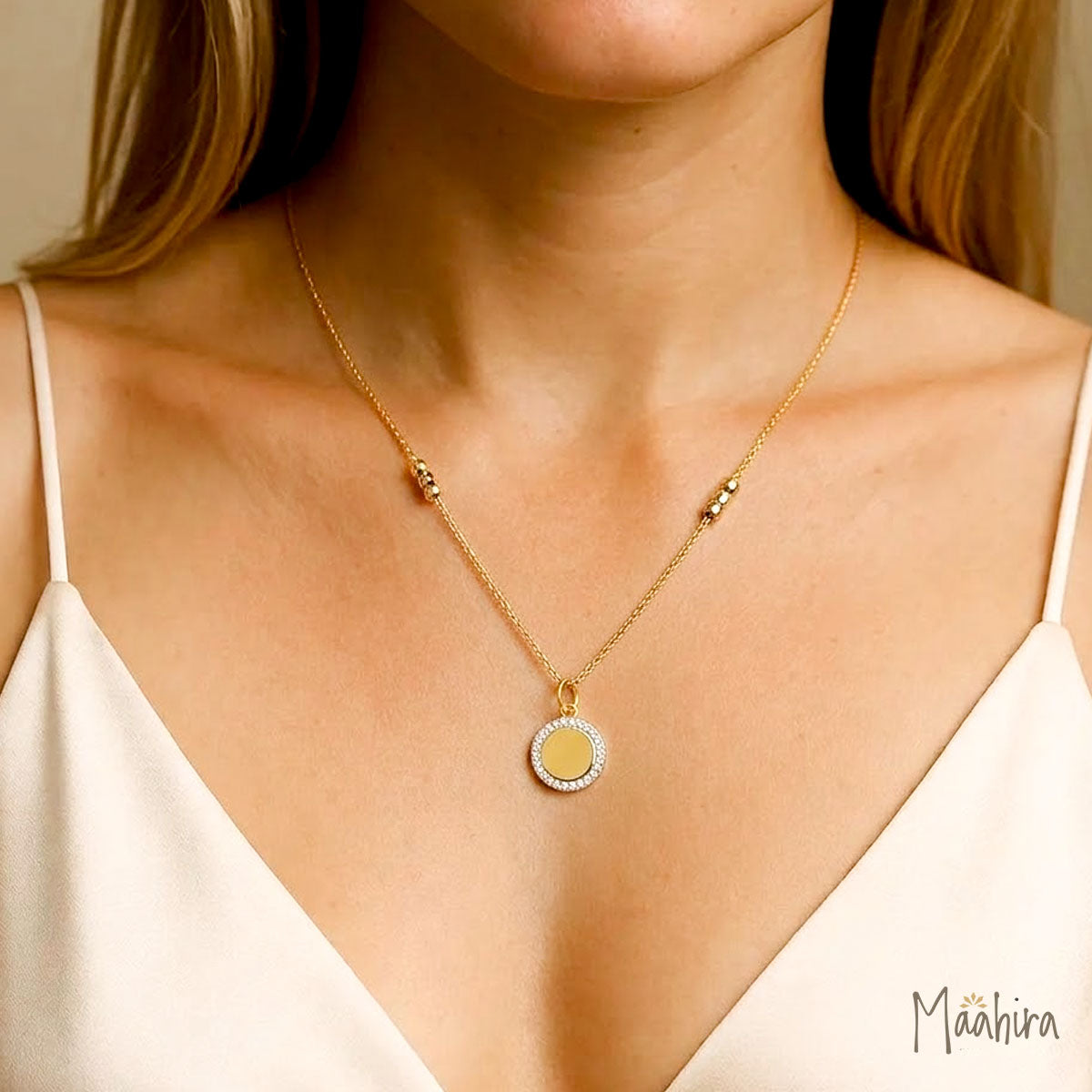 Diamond Border Round Pendant 18mm