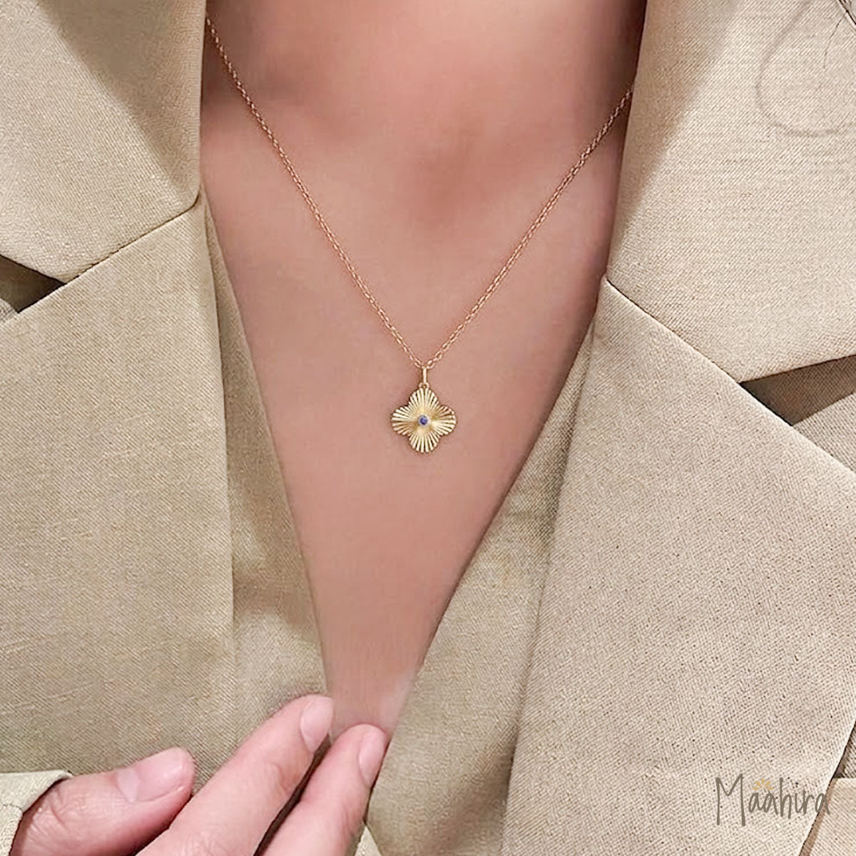 Diamond Clover Pendant 15mm