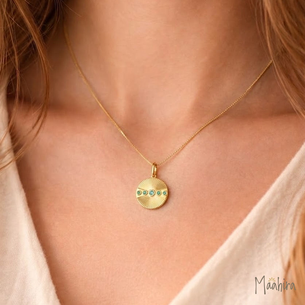 Emerald Rays Disc Pendant 18mm
