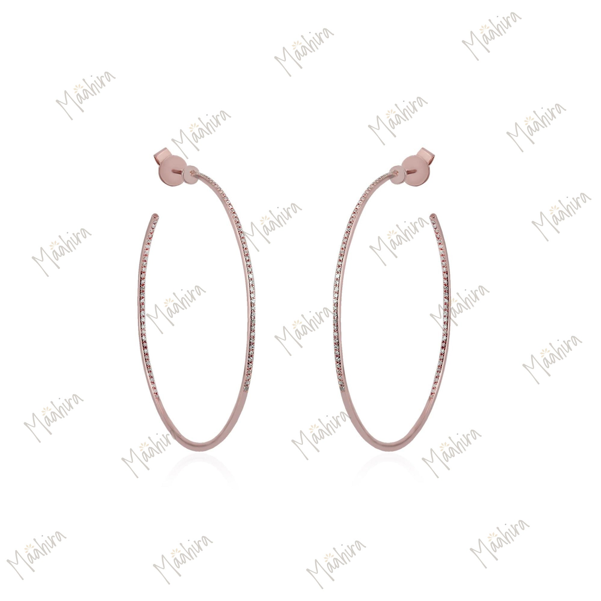 Sleek Golden Hoop To Give Perfect Touch Of Glamour